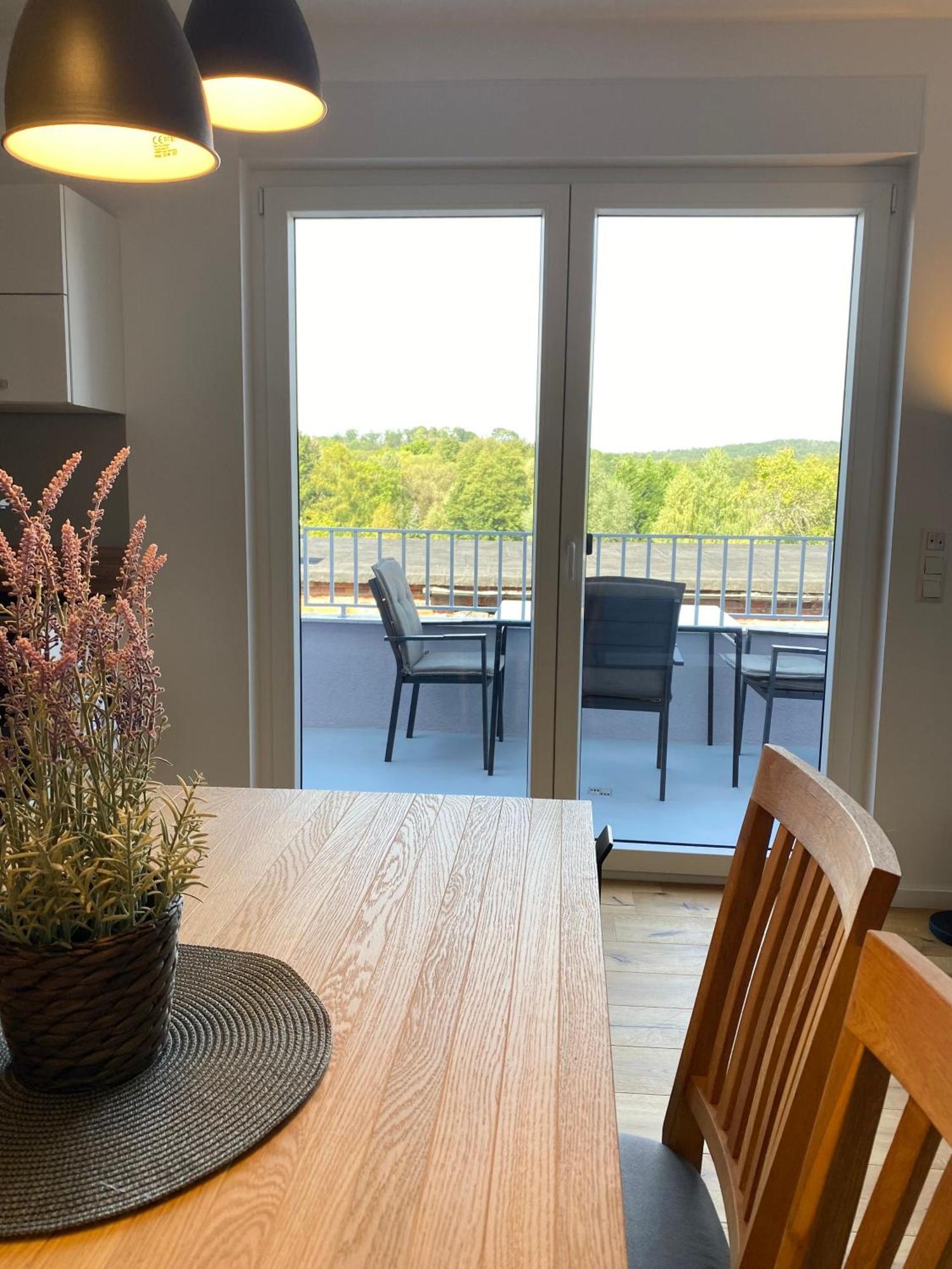 Pastelani Apartment บุคโคว์ ภายนอก รูปภาพ