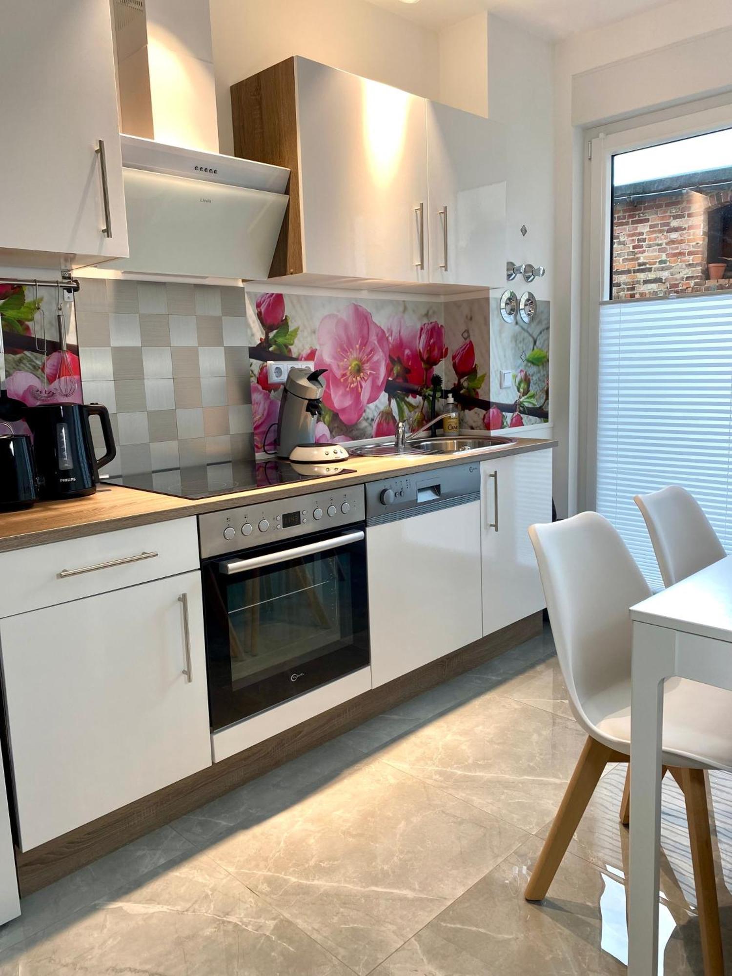 Pastelani Apartment บุคโคว์ ภายนอก รูปภาพ