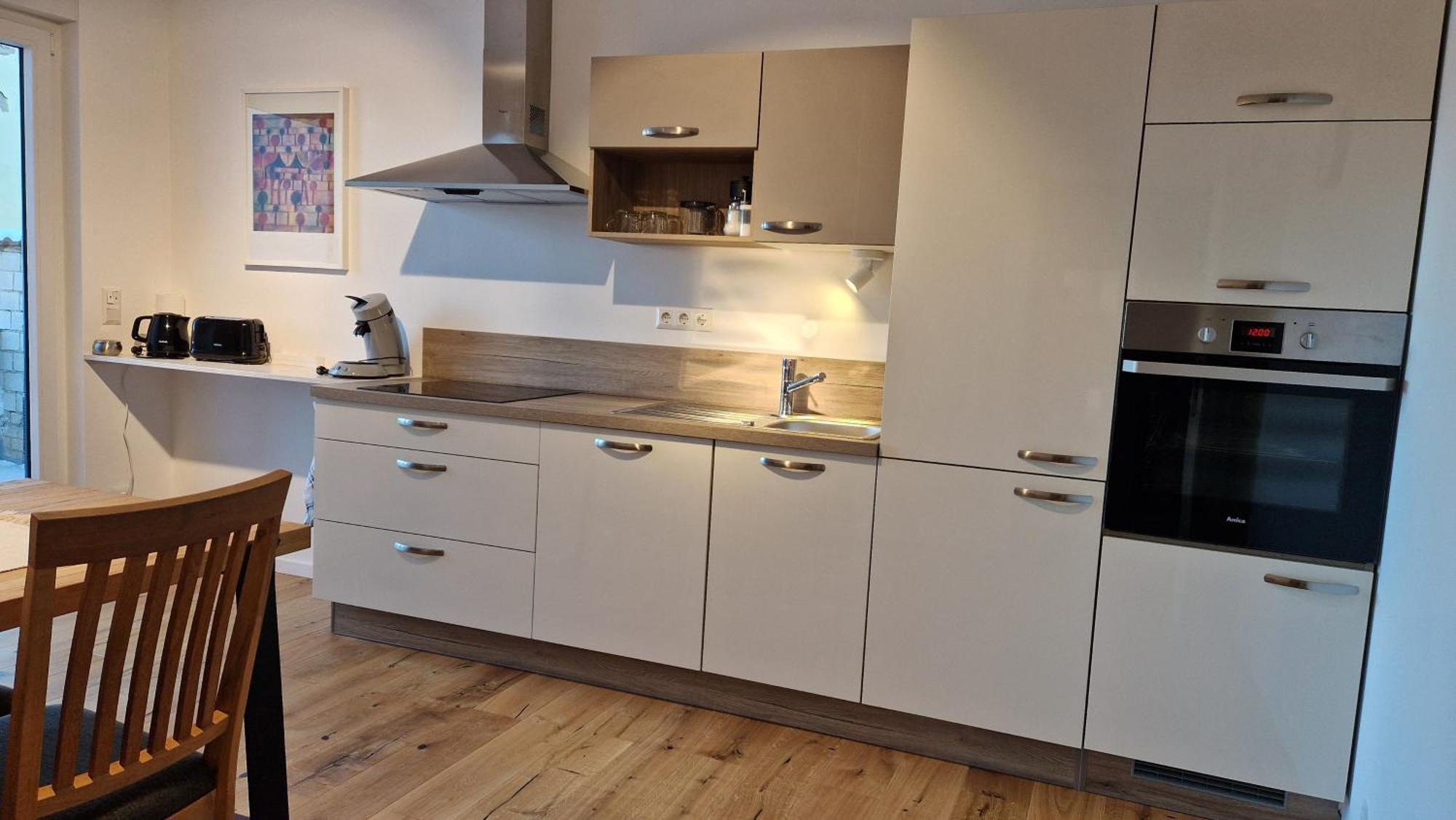 Pastelani Apartment บุคโคว์ ภายนอก รูปภาพ